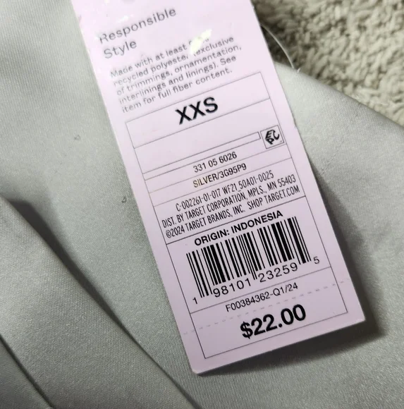 Women's Silver Mini Skirt - Wild Fable Size is XXS - Picture 12 of 14